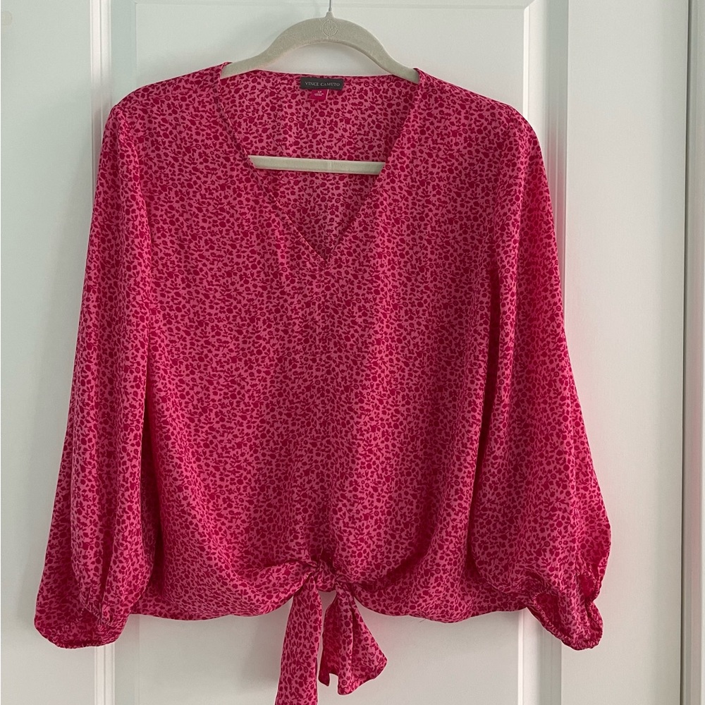 Vince Camuto tie front blouse size medium